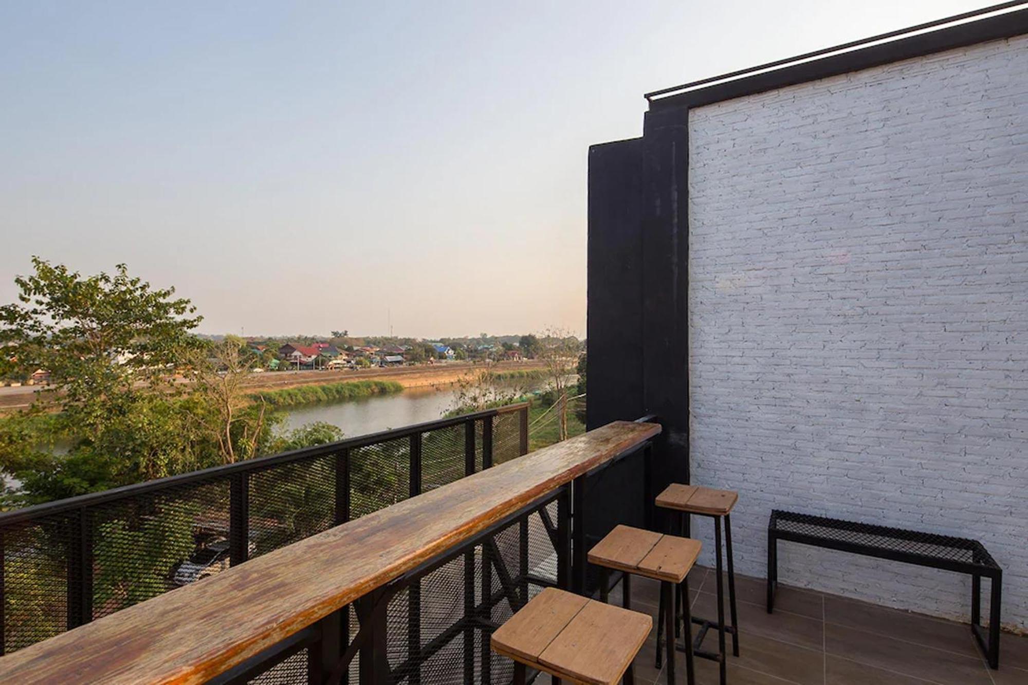 Yindee Travellers Lodge Nan Kültér fotó